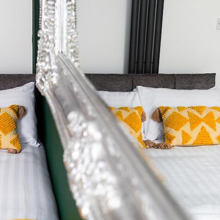 Snuggle Cove Apartments By Bella Vita Stays Liverpool Extérieur photo